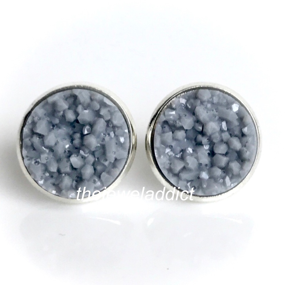 3 for 15🎀light grey chunky faux druzy studs - Picture 1 of 11